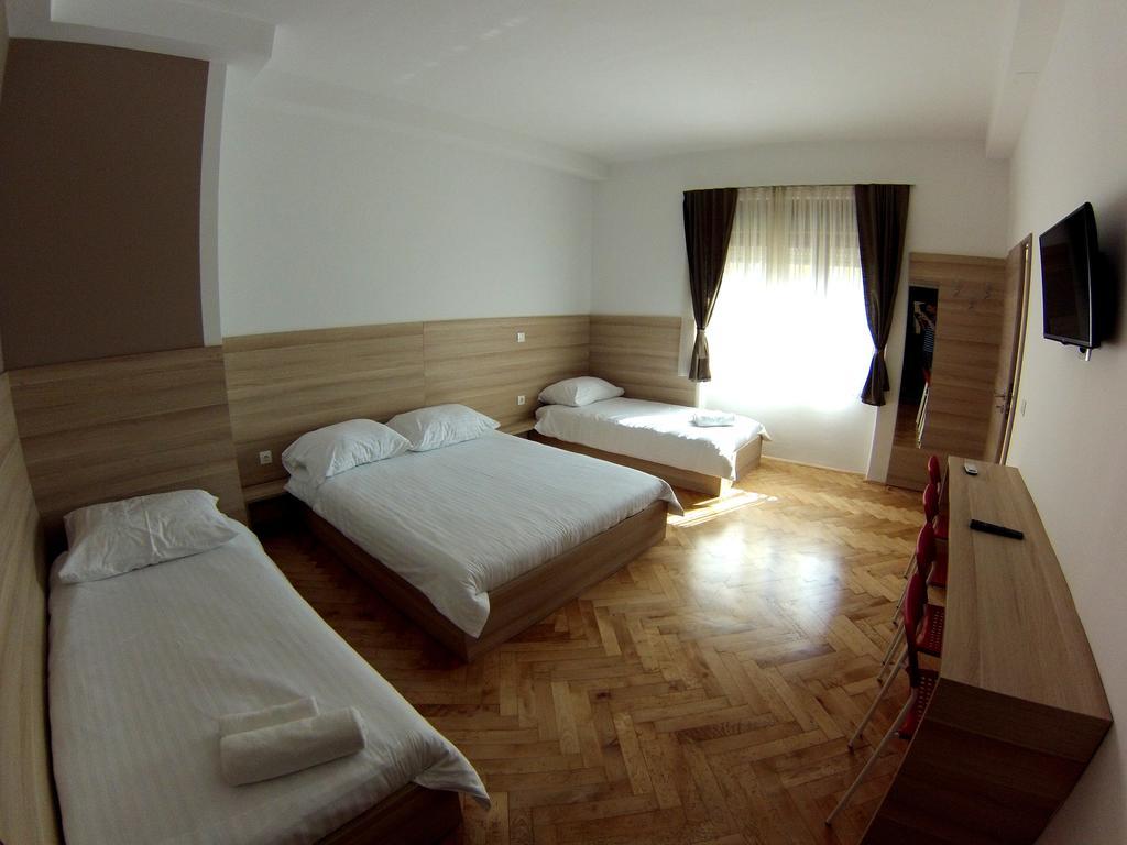 Sweet Dreams Rooms And Apartments Постойна Стая снимка